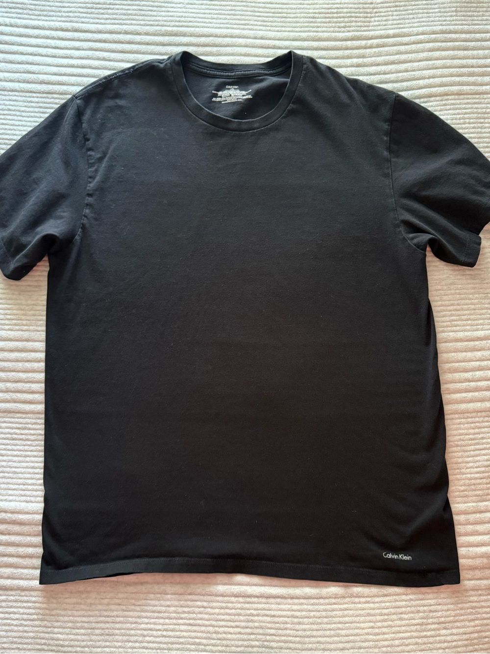 Calvin Klein Mens T Shirt Size Large Black Crew Neck Short Sleeve Cotton Logo